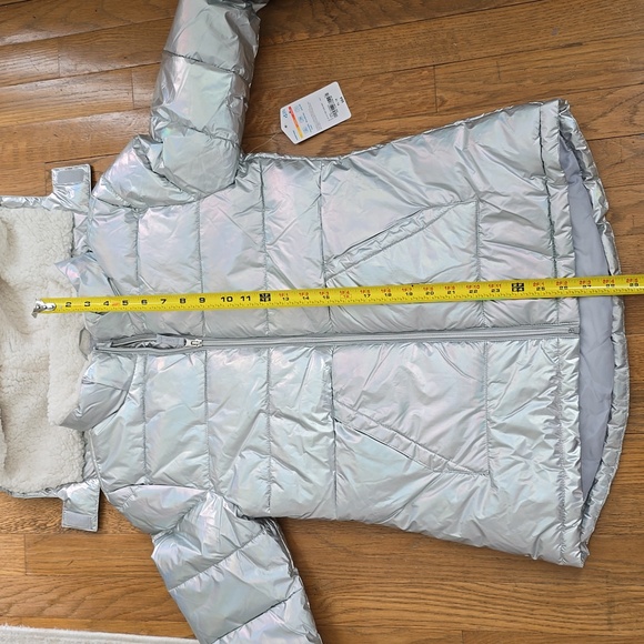 THEREABOUTS GIRLS SILVER "SHIMMER" PUFFER HOODED WINTER COAT SIZE XL 16 - Picture 12 of 16